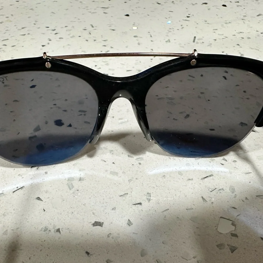 Tom Ford Aviator Adrenne Black Sunglasses - Picture 10 of 10